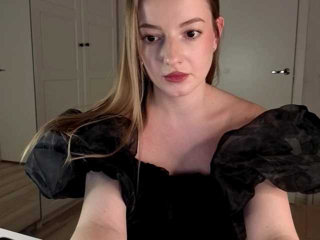 LexiBurn's BongaCams show and profile