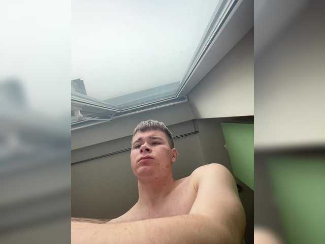 go to chat with Dicsoncik