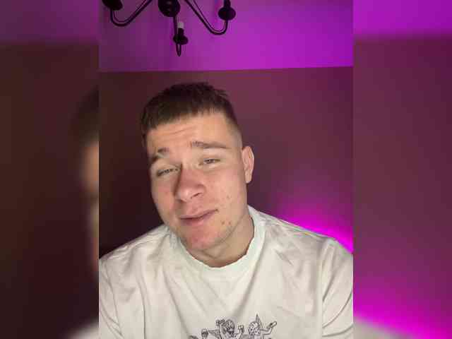 Pavluik7 Live Webcam on BongaCams