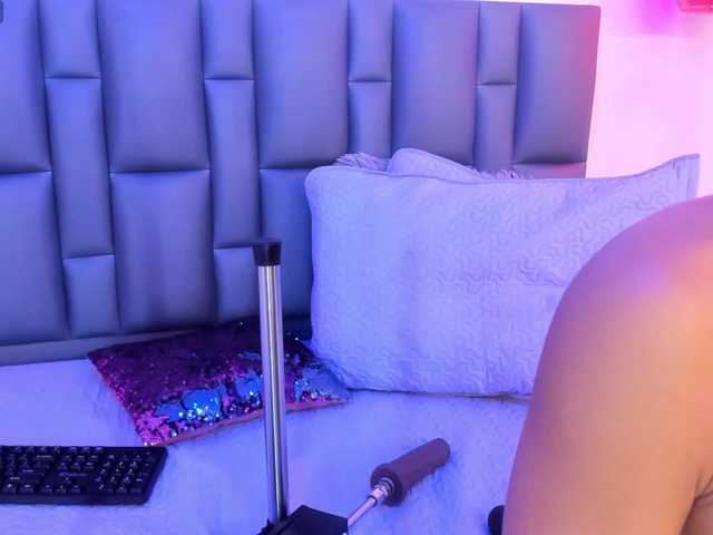 Abbyadams's BongaCams show and profile