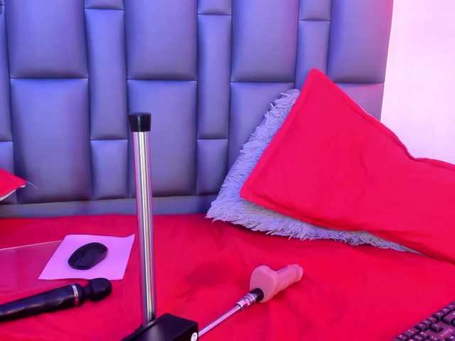 Abbyadams's BongaCams show and profile