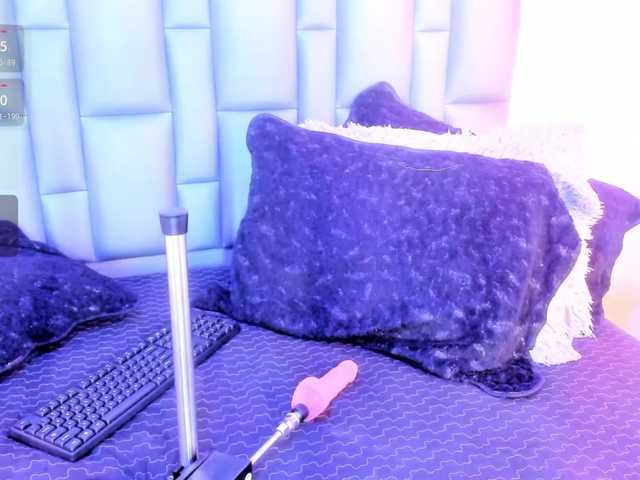 Abbyadams's BongaCams show and profile