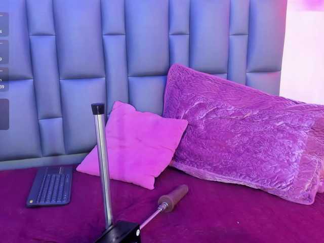 Abbyadams's BongaCams show and profile