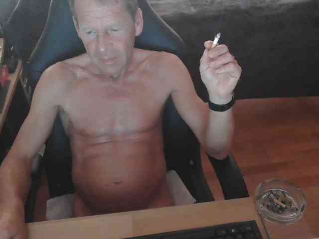 dfrxxx1 Live Webcam on BongaCams