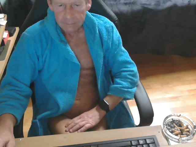 dfrxxx1 Live Webcam on BongaCams