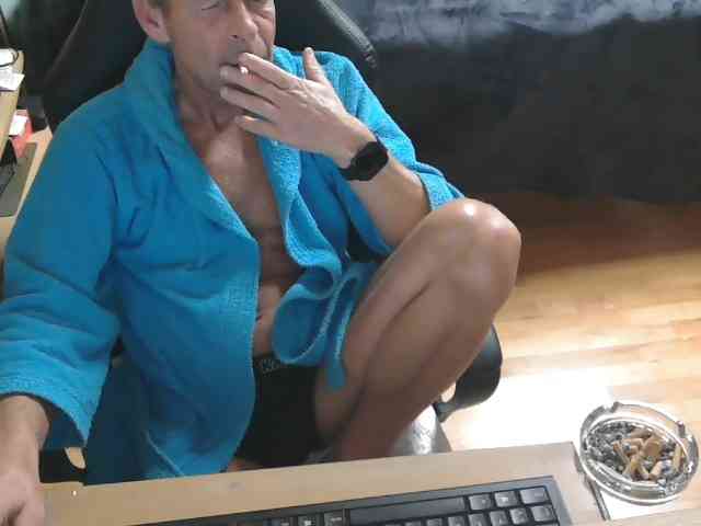 dfrxxx1 Live Webcam on BongaCams