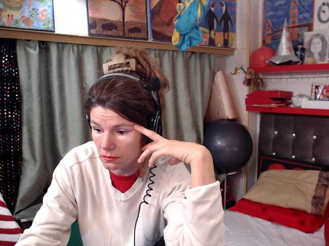 kellysurfing's BongaCams show and profile