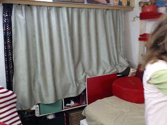 kellysurfing Live Cam on BongaCams