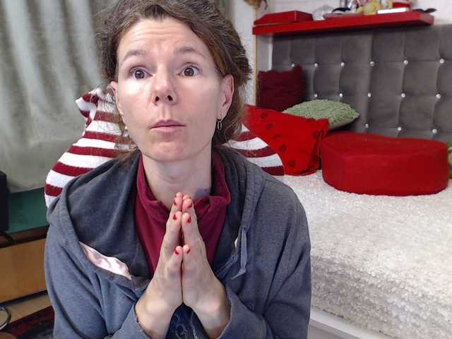 kellysurfing's BongaCams show and profile