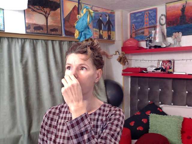 kellysurfing's BongaCams show and profile