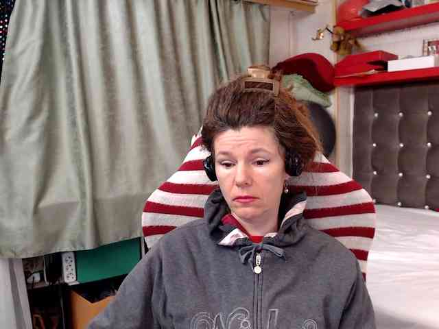 kellysurfing kellysurfing