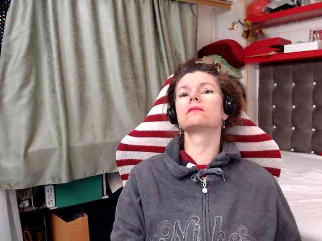 kellysurfing kellysurfing