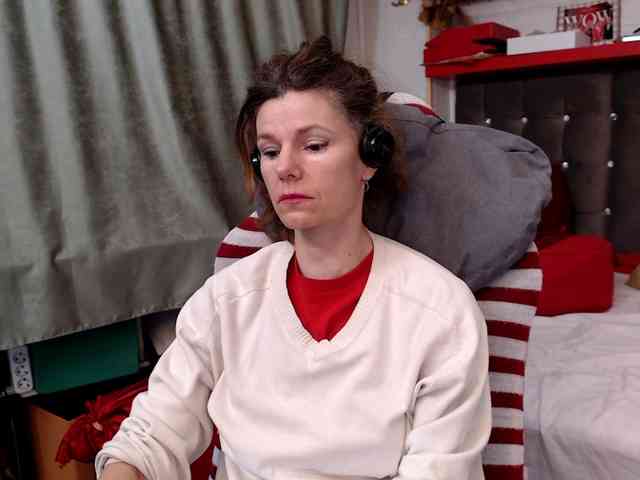 kellysurfing Live Webcam on BongaCams