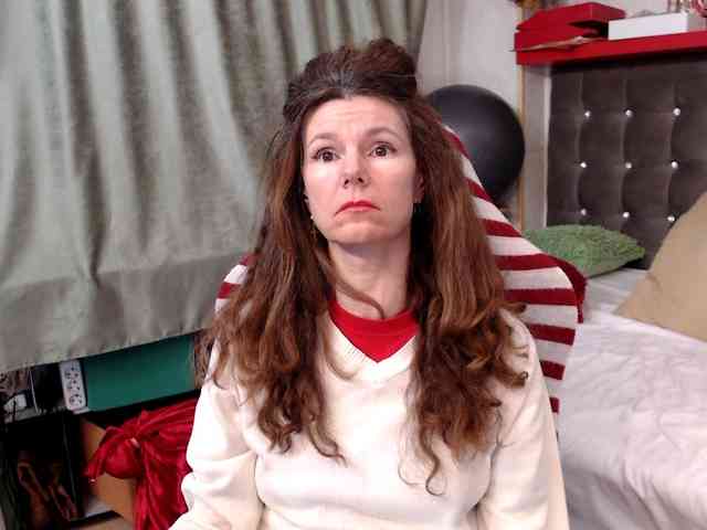 kellysurfing Live Webcam on BongaCams