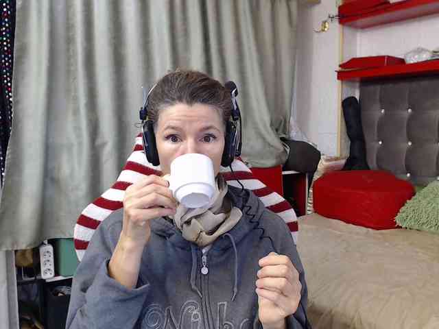 kellysurfing kellysurfing