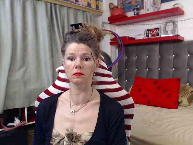 kellysurfing kellysurfing