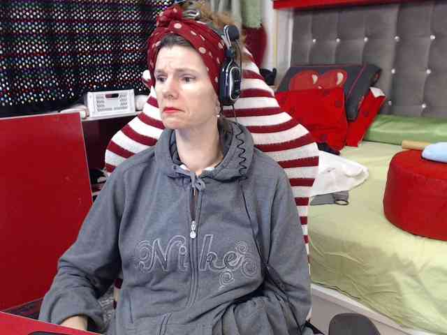 kellysurfing kellysurfing