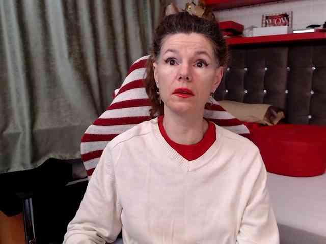 kellysurfing Live Webcam on BongaCams