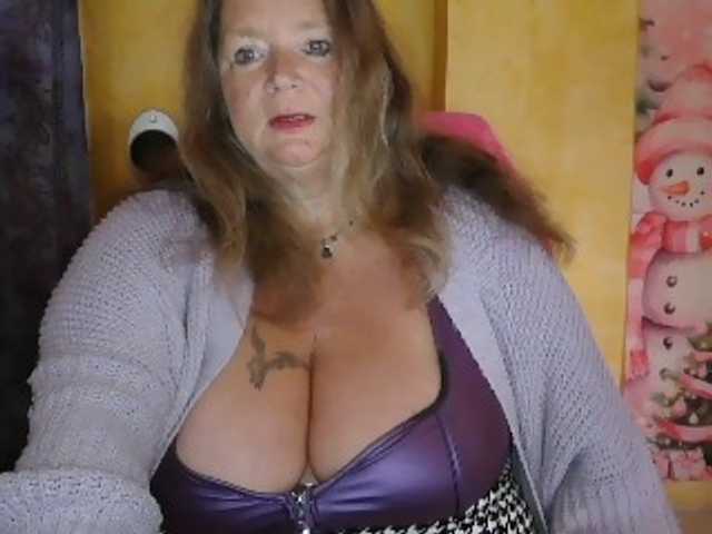 lady-vamp's BongaCams show and profile