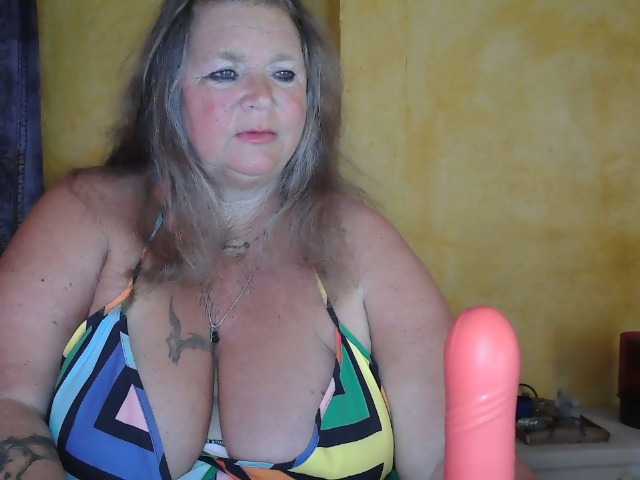 lady-vamp's BongaCams show and profile