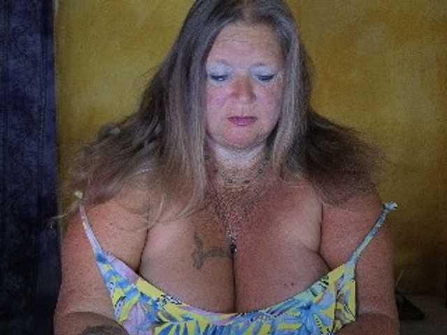 lady-vamp's BongaCams show and profile