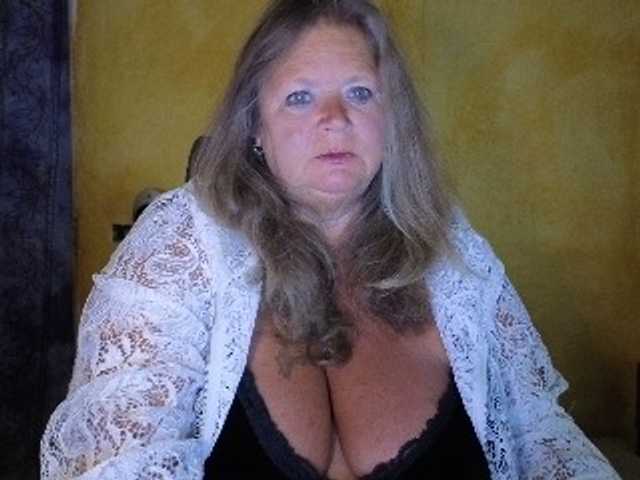 lady-vamp's BongaCams show and profile