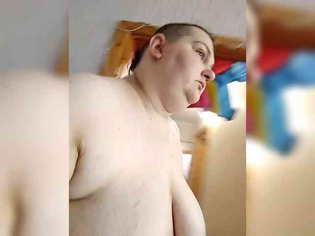 AkerleyAl Live Webcam on BongaCams