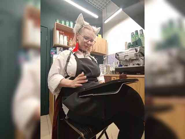 OnlyFox webcam