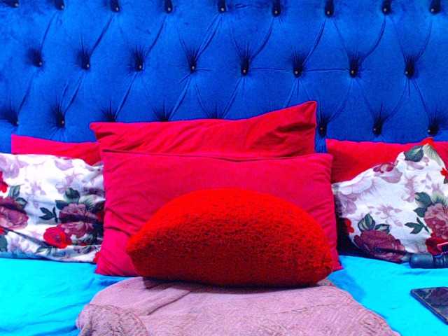 Ebonycandy10's BongaCams show and profile