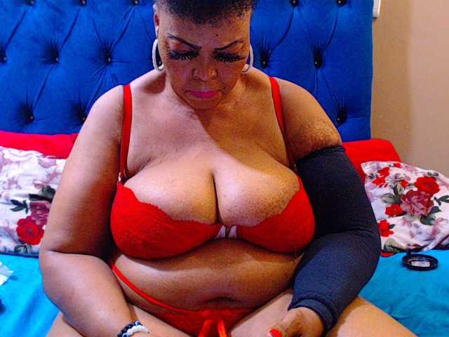 Ebonycandy10's BongaCams show and profile