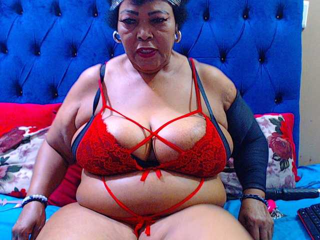 Ebonycandy10's BongaCams show and profile