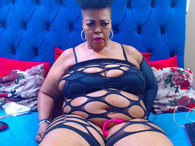 Ebonycandy10's BongaCams show and profile