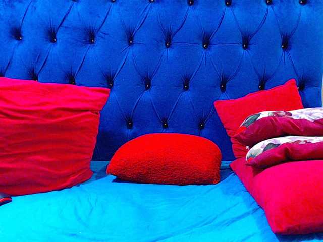 Ebonycandy10's BongaCams show and profile