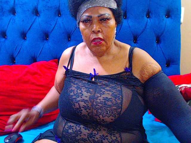 Ebonycandy10's BongaCams show and profile