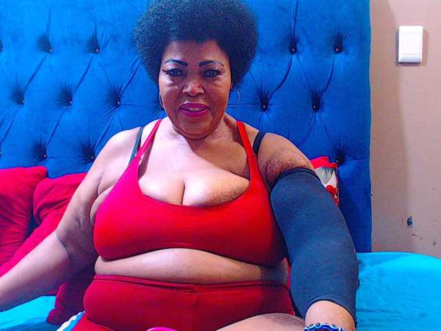 Ebonycandy10's BongaCams show and profile