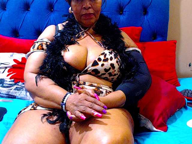 Ebonycandy10