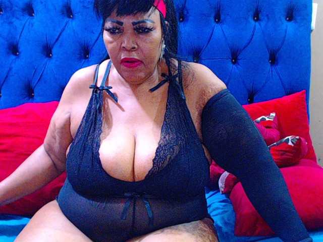 Ebonycandy10's BongaCams show and profile