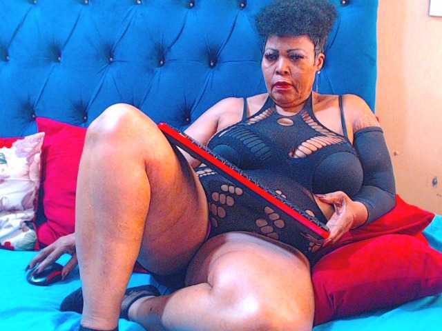 Ebonycandy10 from BongaCams is Freechat