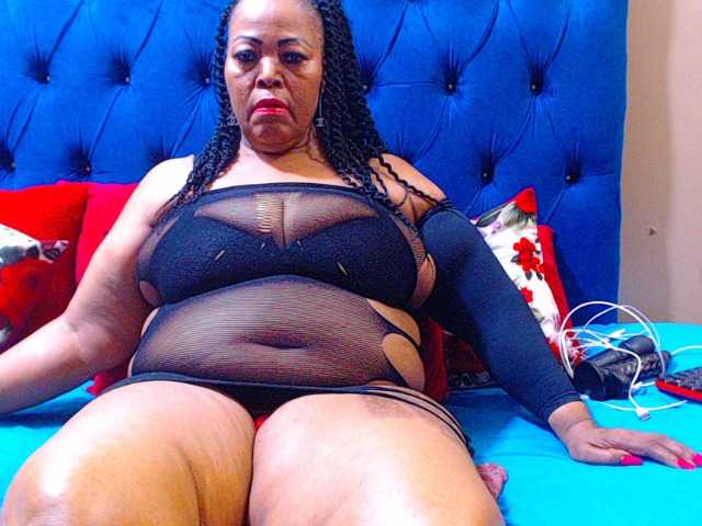 Ebonycandy10 from BongaCams