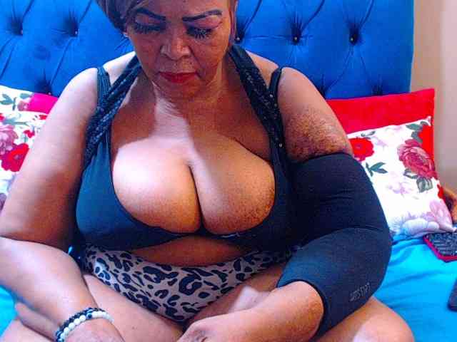 Ebonycandy10 webcam