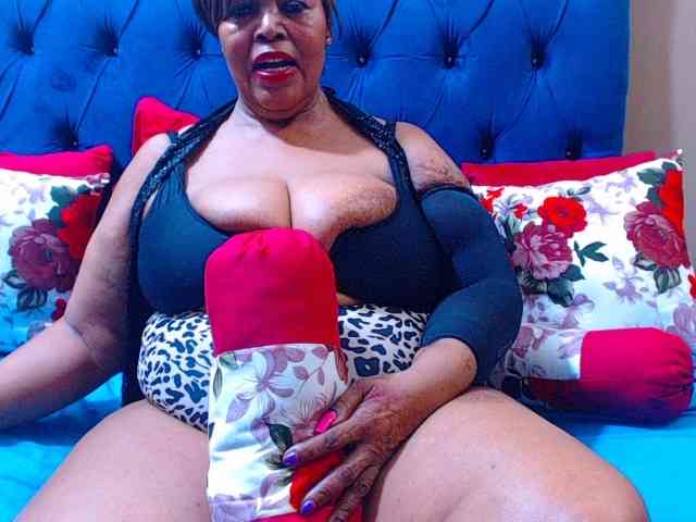 Ebonycandy10 webcam