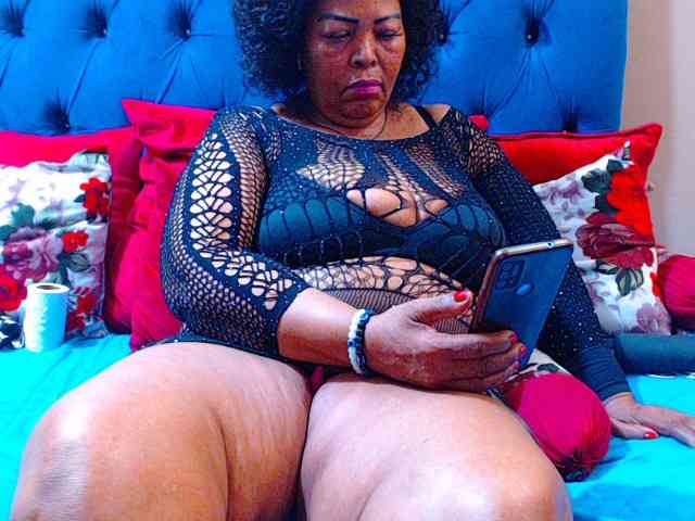 Ebonycandy10 webcam