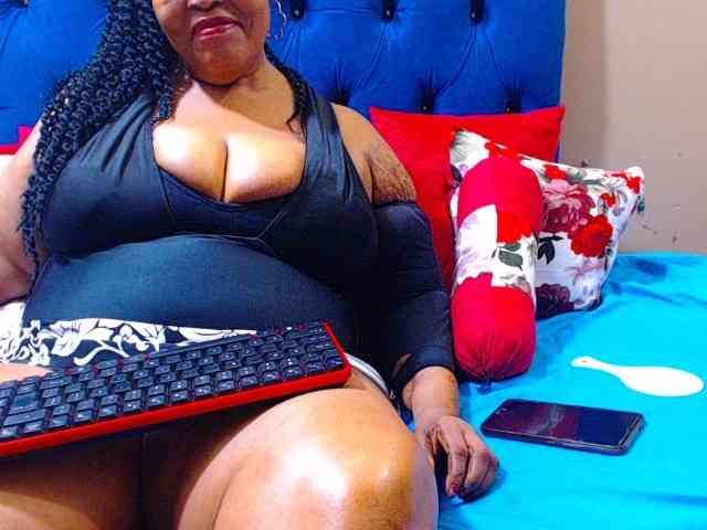 Ebonycandy10 webcam