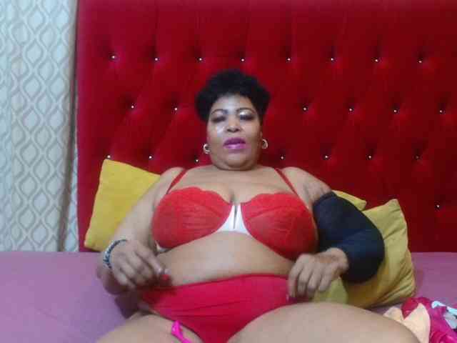 Ebonycandy10 webcam