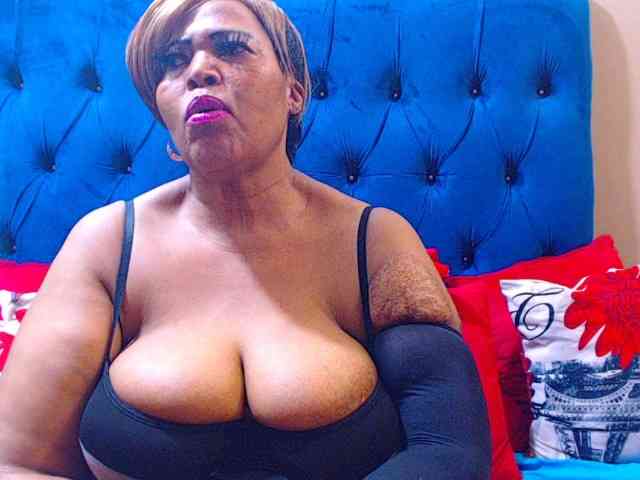 Ebonycandy10