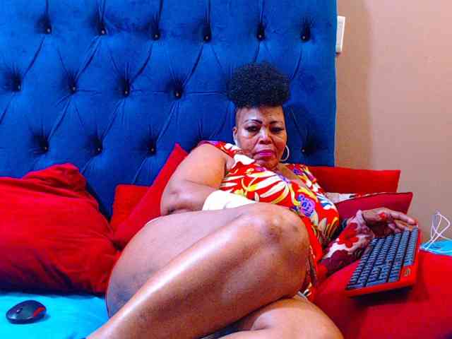 Ebonycandy10 webcam