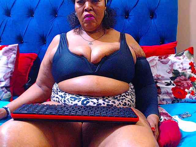 Ebonycandy10 webcam