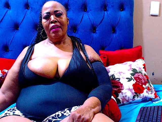 Ebonycandy10