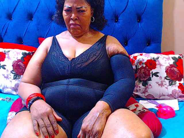 Ebonycandy10 webcam