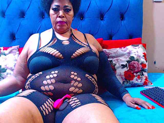 Ebonycandy10 webcam